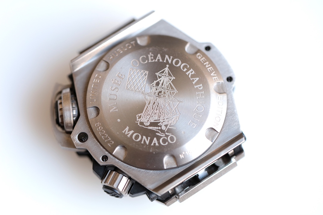 King Power Diver King Supreme 731.NX.1190.RX