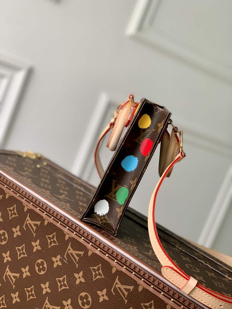 LV M81867 Louis Vuitton LV X YK PETIT Sac Plat Tote Bag
