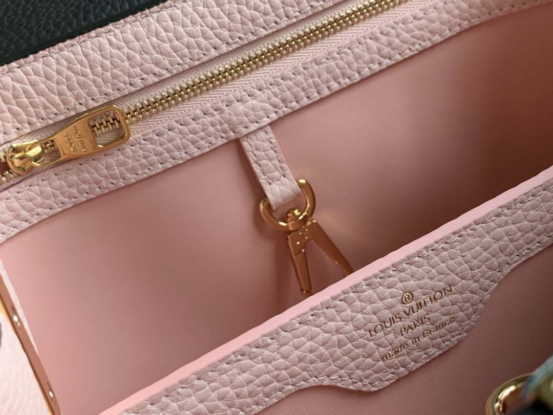 LV M22121 Louis Vuitton Capucines BB Handbag Black