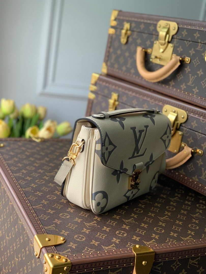 LV M45596 Louis Vuitton Pochette Metis Bicolor Monogram Empreinte Leather Cream