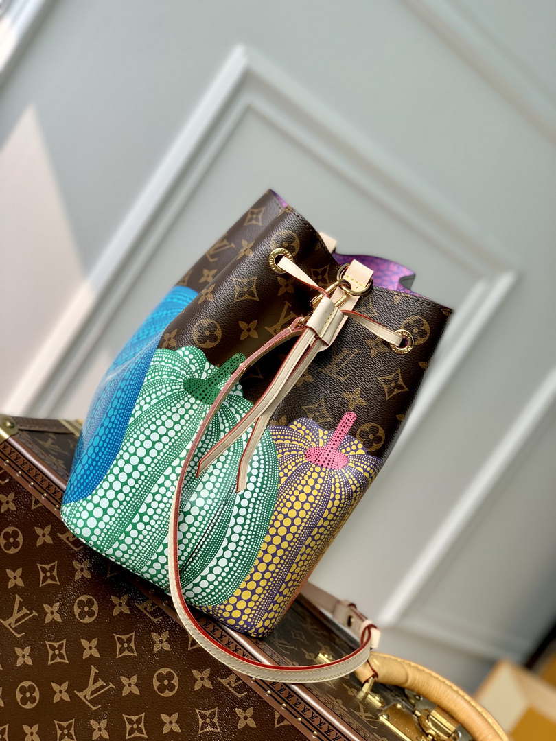 Louis Vuitton M46473 LV x YK N��ono�� MM Bag Monogram