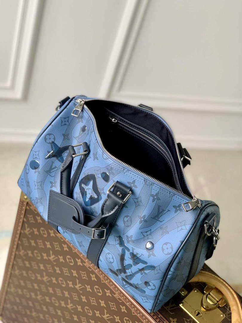 LV M22573 Louis Vuitton Keepall Bandouli��re 35 Abyss Blue