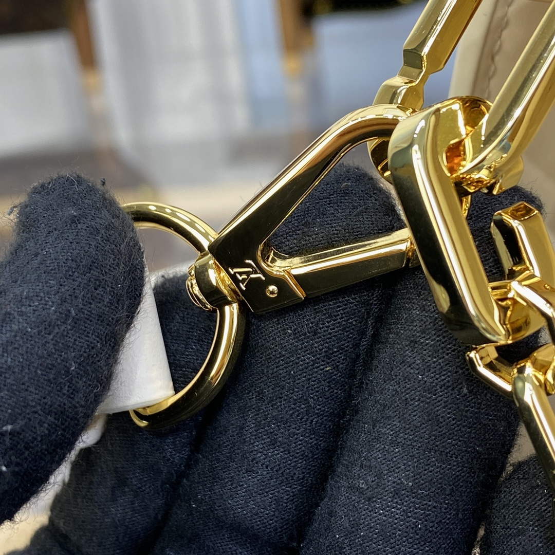 LV M22955 Louis Vuitton Dauphine East West Handbag Beige