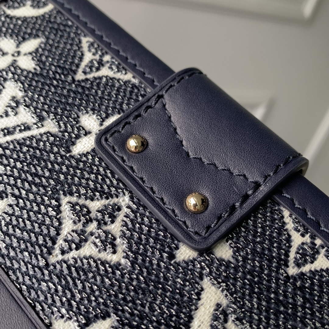 LV M22882 Louis Vuitton Petite Malle Handbag Blue