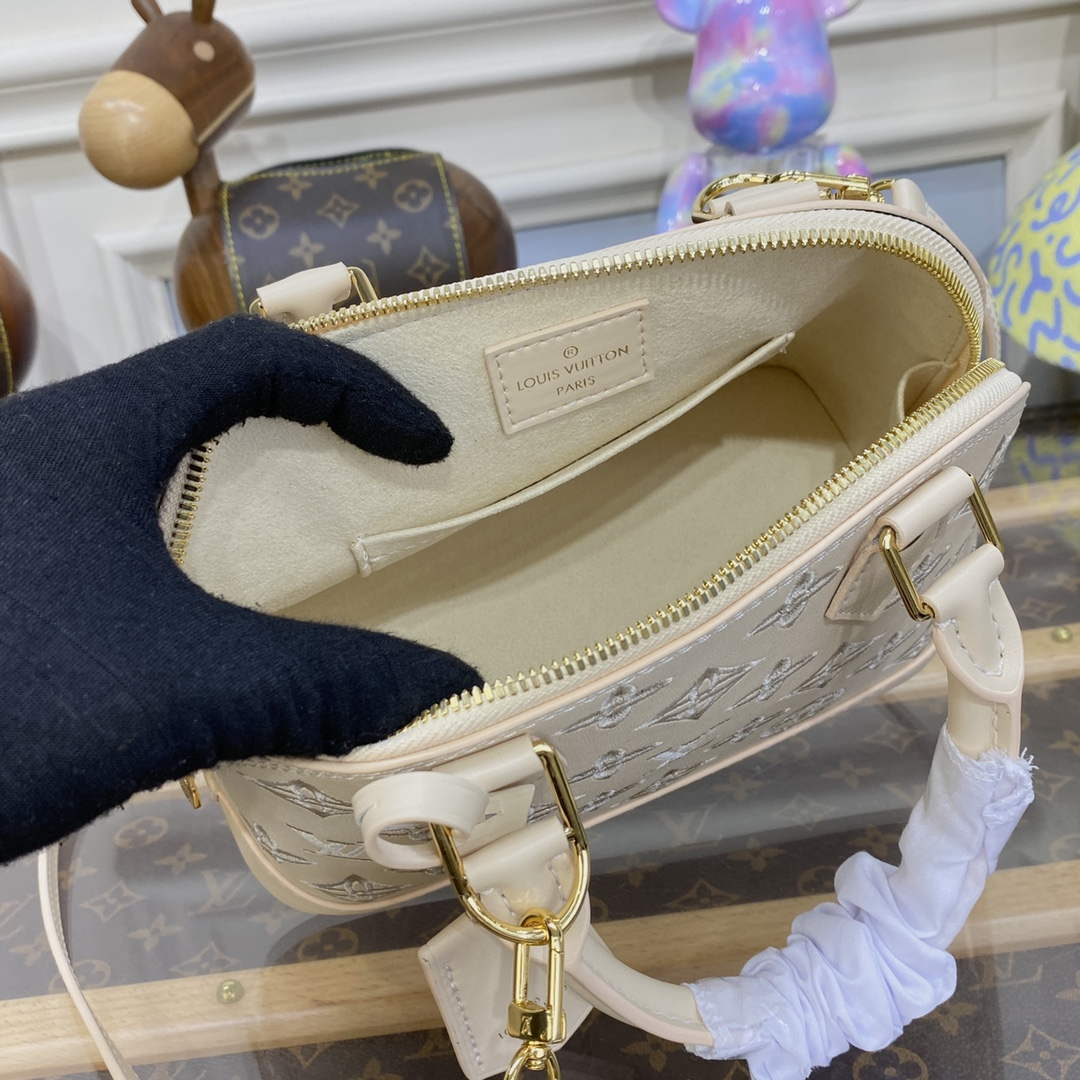 LV M22878 Louis Vuitton Alma BB Handbag White