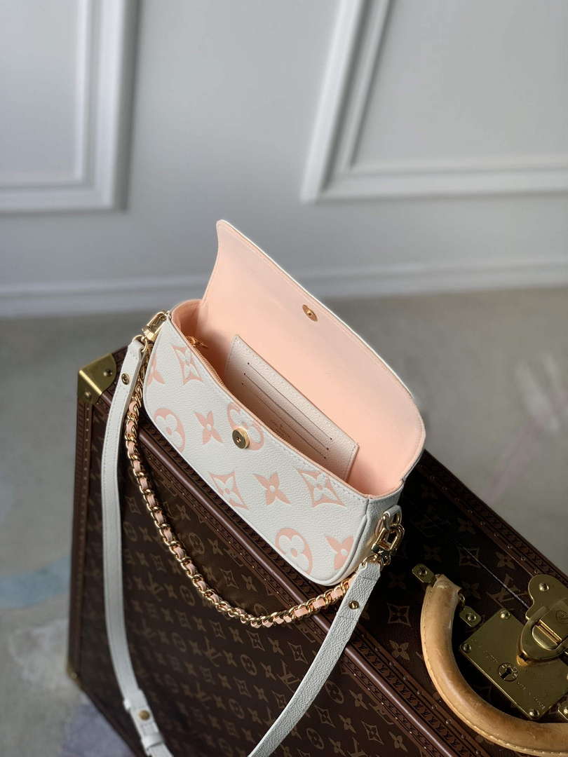 LV M82211 Louis Vuitton Wallet On Chain Ivy Bag Off-white/pink