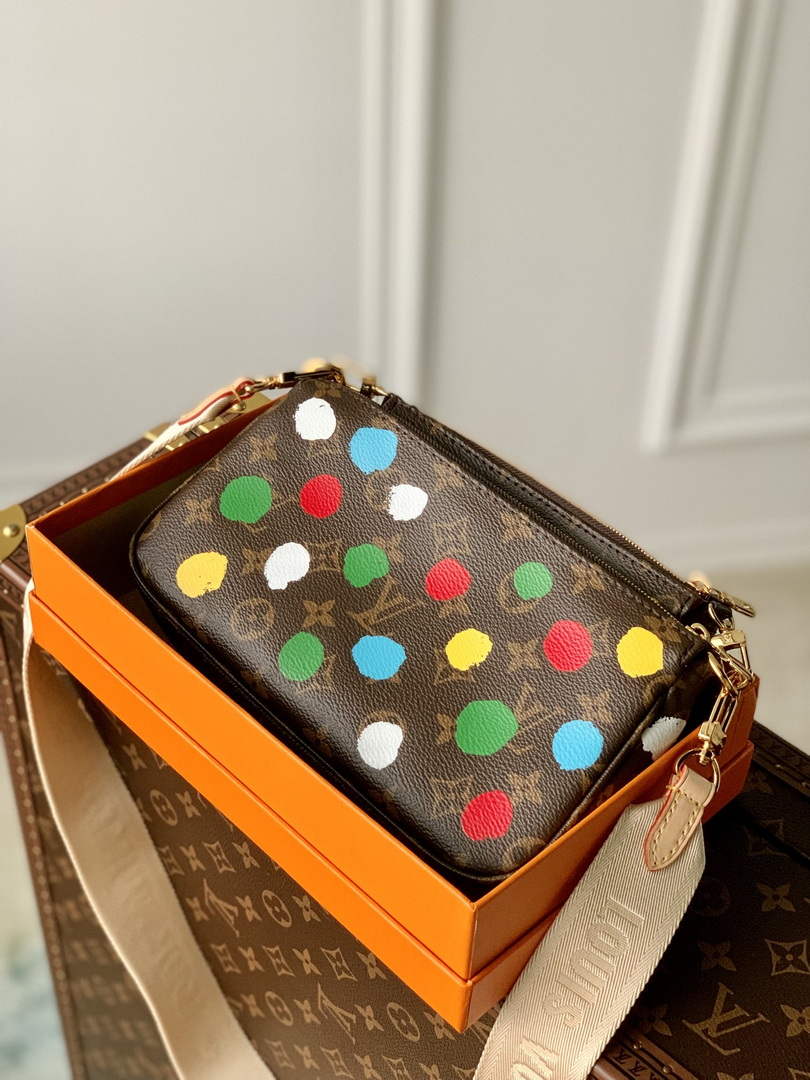 LV M46385 Louis Vuitton LV X YK Multi Pochette Accessoires Monogram