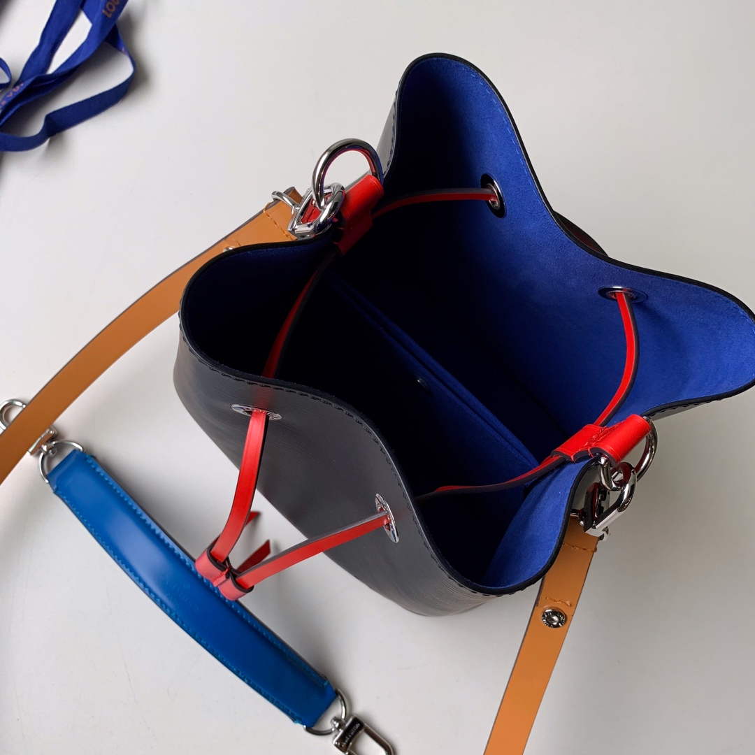 LV M54367 Louis Vuitton NONO BB Bucket Bag Epi leather Black