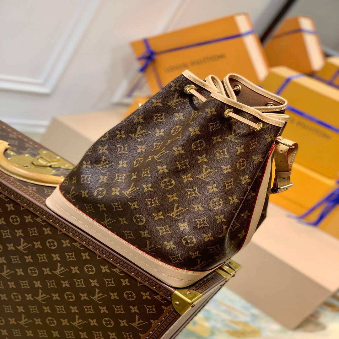 LV M42224 Louis Vuitton No�� Bucket Bag