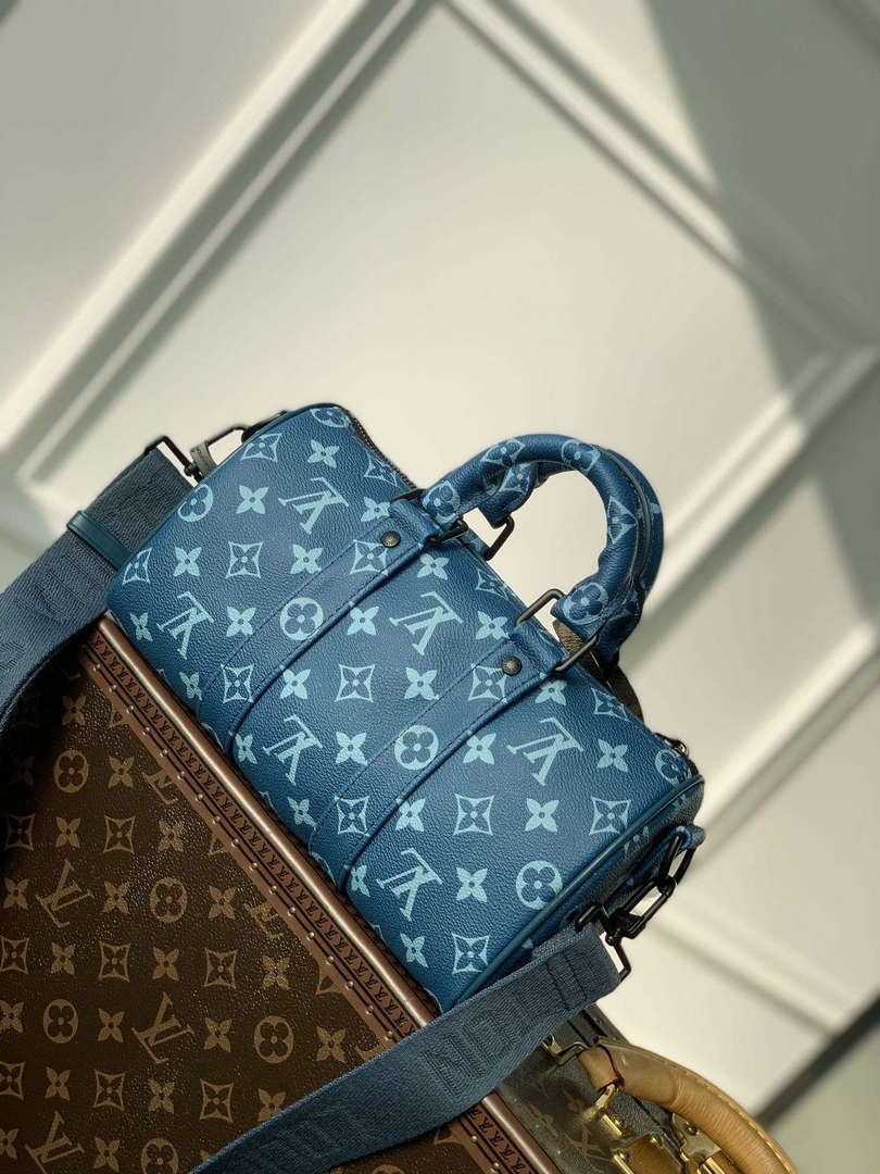 LV M46803 Louis Vuitton Keepall Bandouli��re 25 City Bag Atlantic Blue