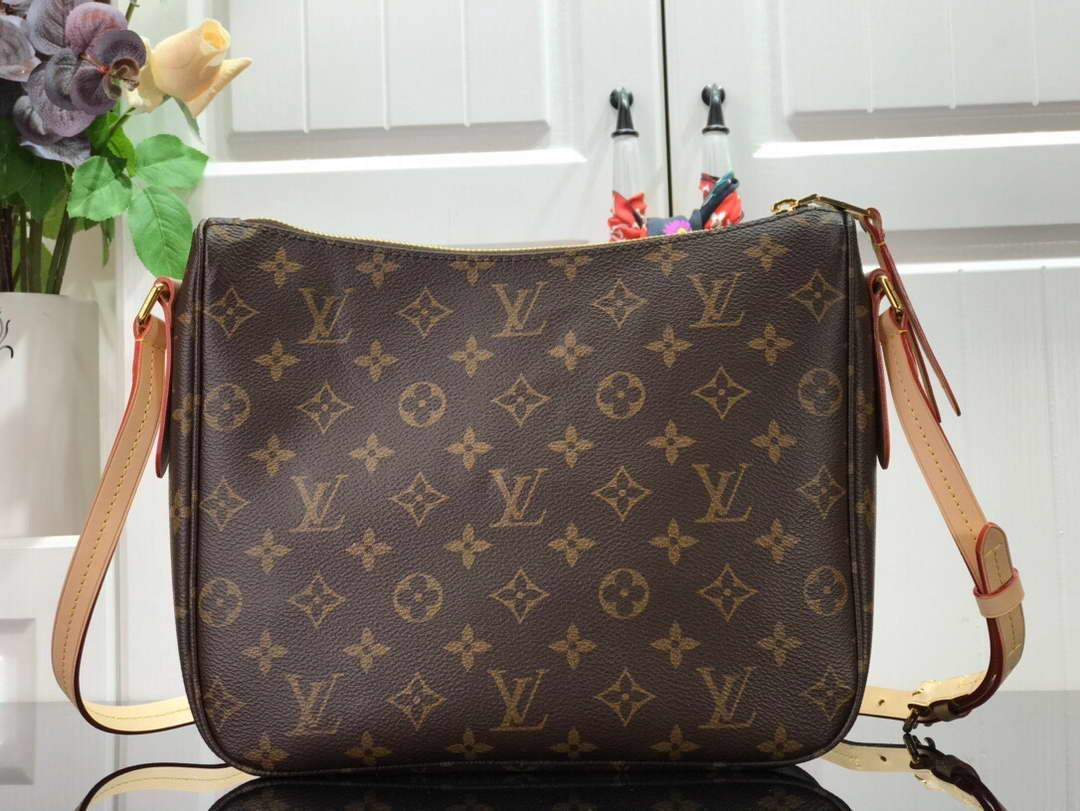 LV M41679 Louis Vuitton Monogram Mabillon Women s Shoulder Bag