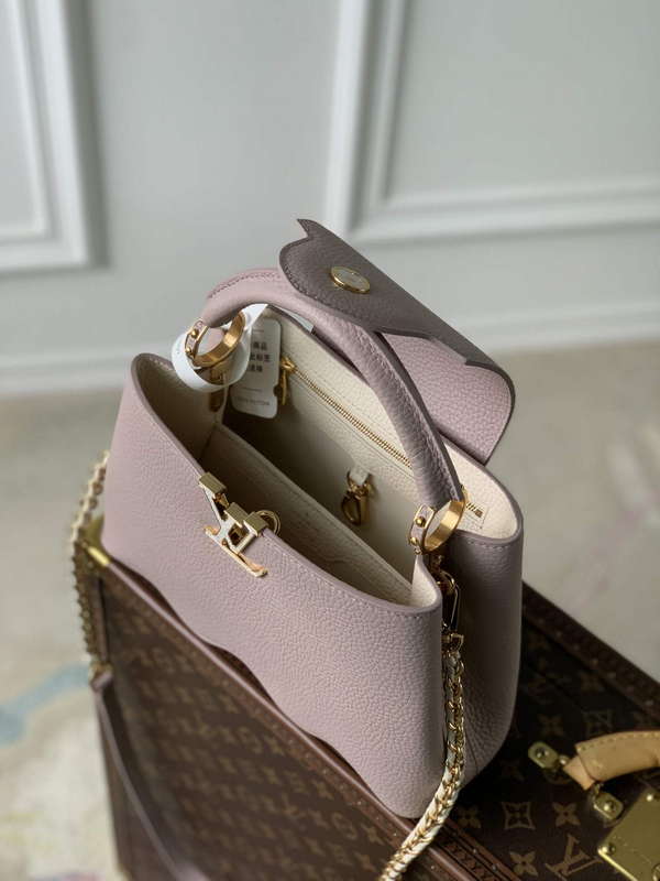 LV M22122 Louis Vuitton Capucines BB Handbag Wisteria