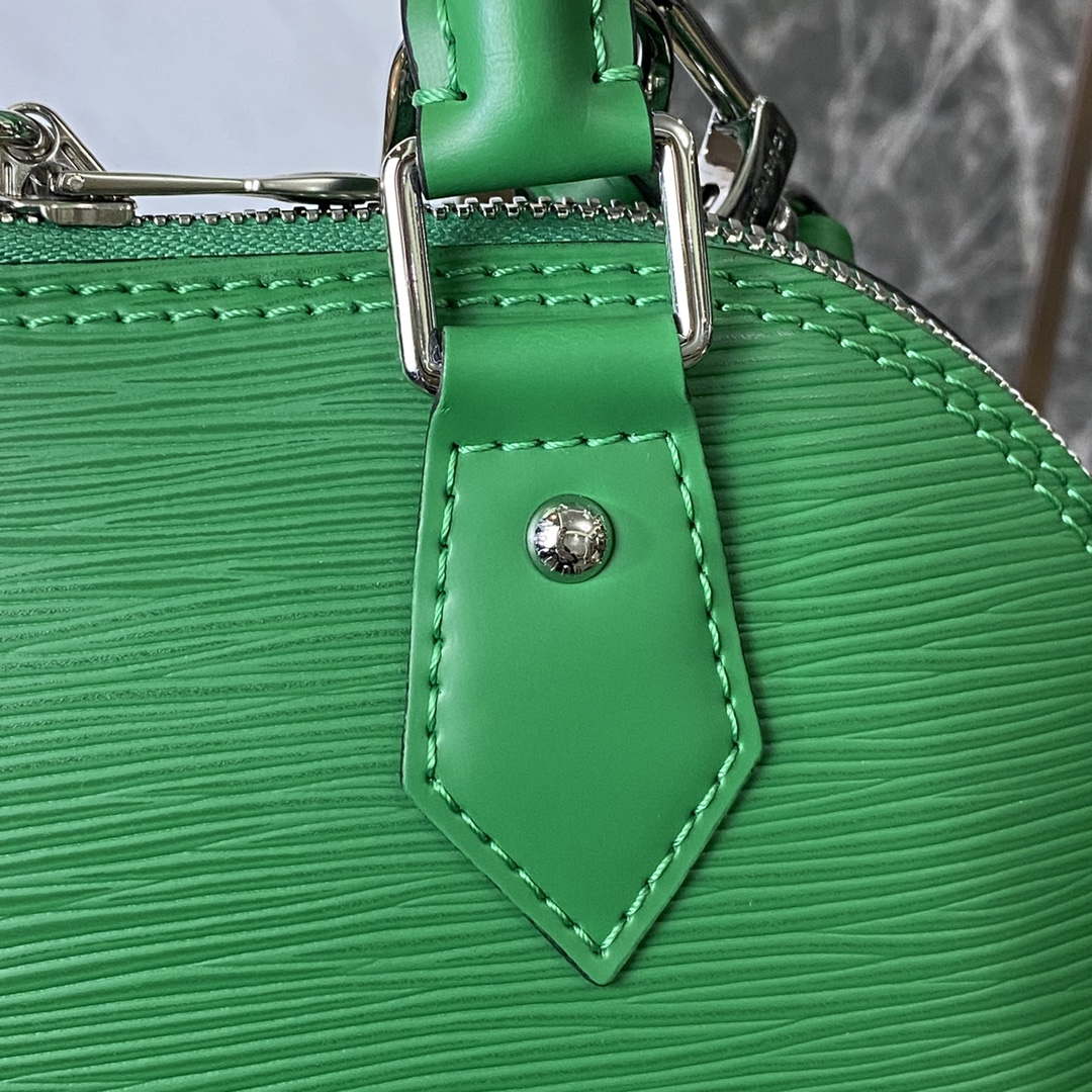 LV M40862 Louis Vuitton Alma BB Epi Handbag Green