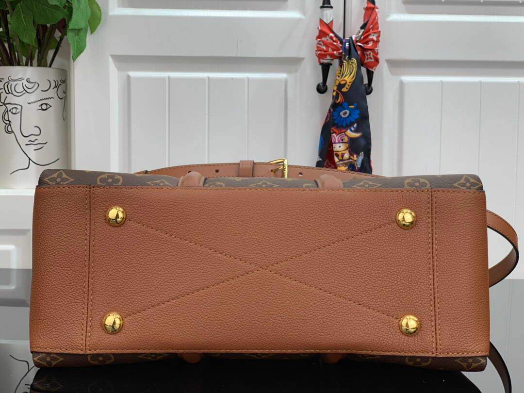 LV M44903 Louis Vuitton Soufflot MM Bag M44817 Monogram Canvas Brown