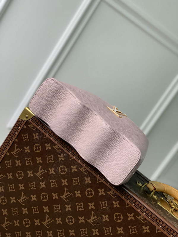 LV M22122 Louis Vuitton Capucines BB Handbag Wisteria