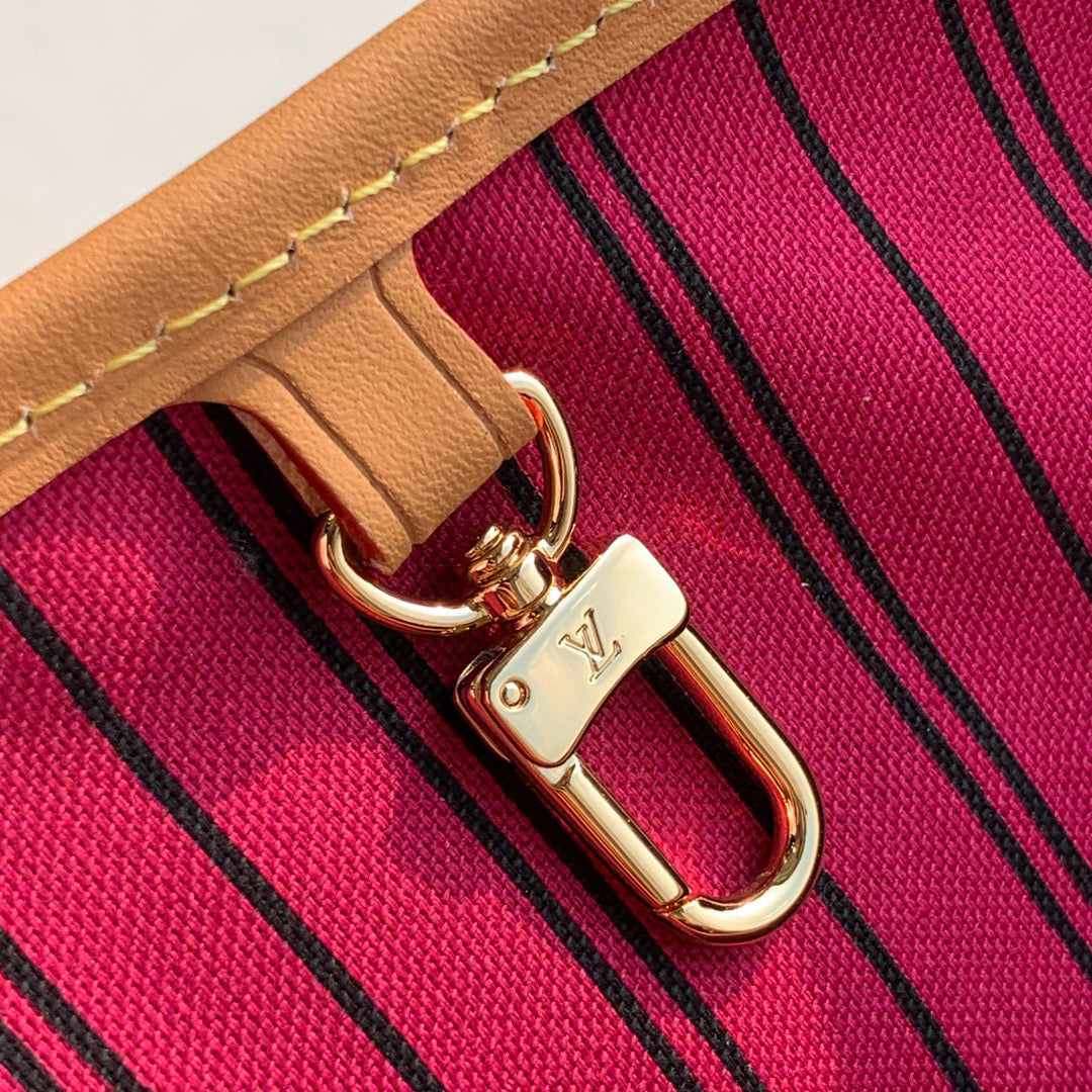 LV M50157 LouisVuitton Delightful MM Monogram Plum