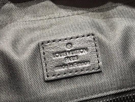 LV M43680 Louis Vuitton Discovery Backpack Black
