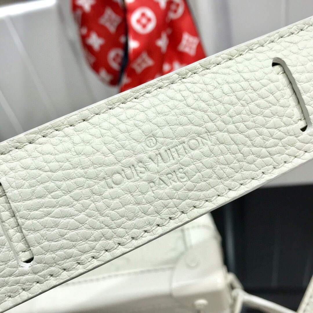 LV M44730 Louis Vuitton M44478 Soft Trunk Monogram Whtie Bag