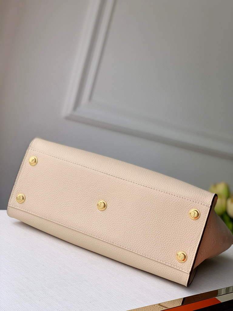 Louis Vuitton M53825 LV M53823 on My Side MM High end Leathers M55302 Bag Beige
