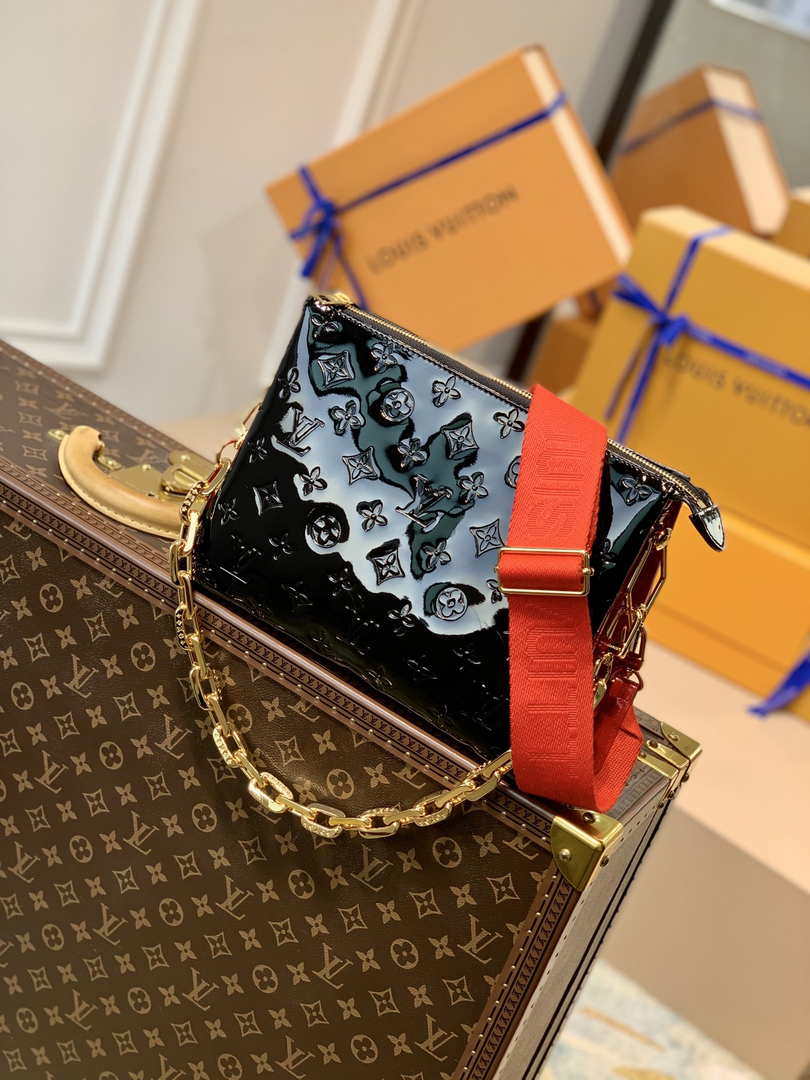 LV M20369 Louis Vuitton Coussin PM Bag Patent calfskin Black