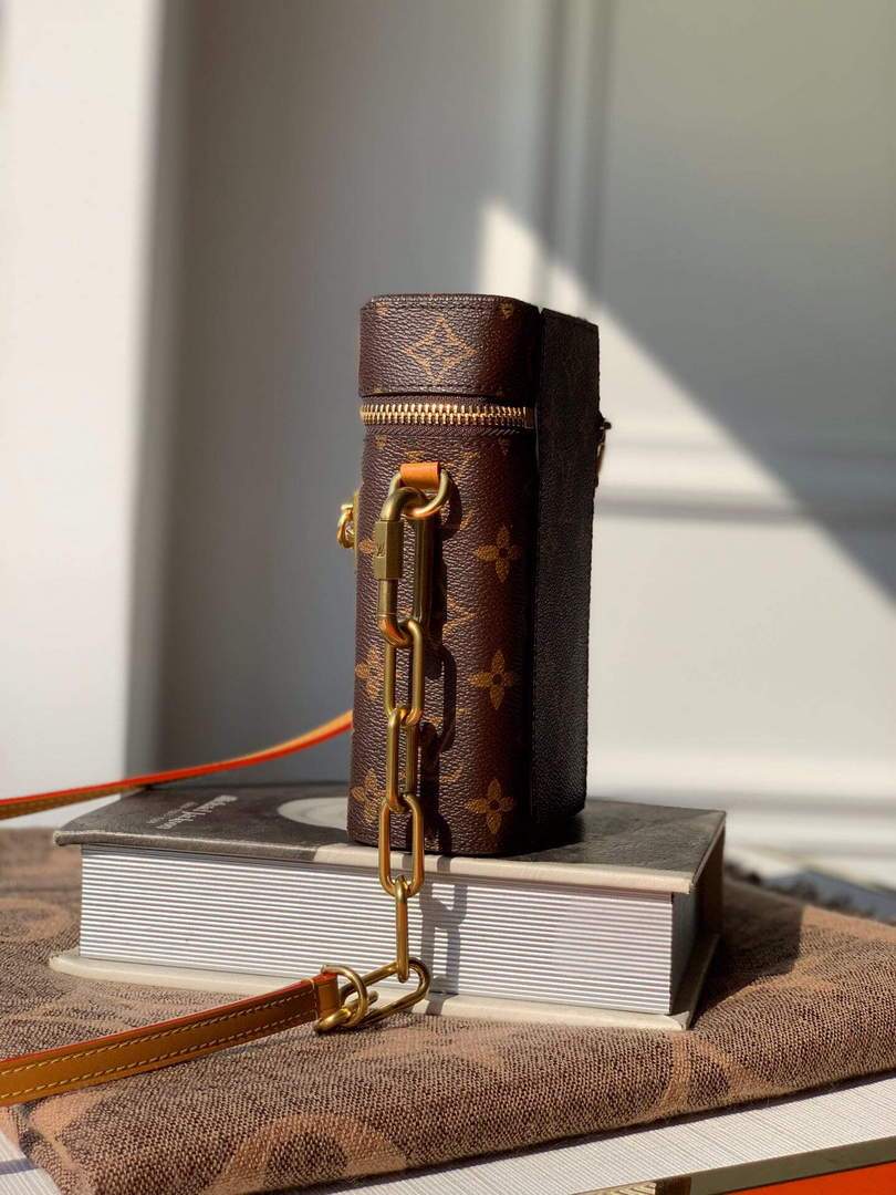 LV M44914 Louis Vuitton Phone Box Monogram