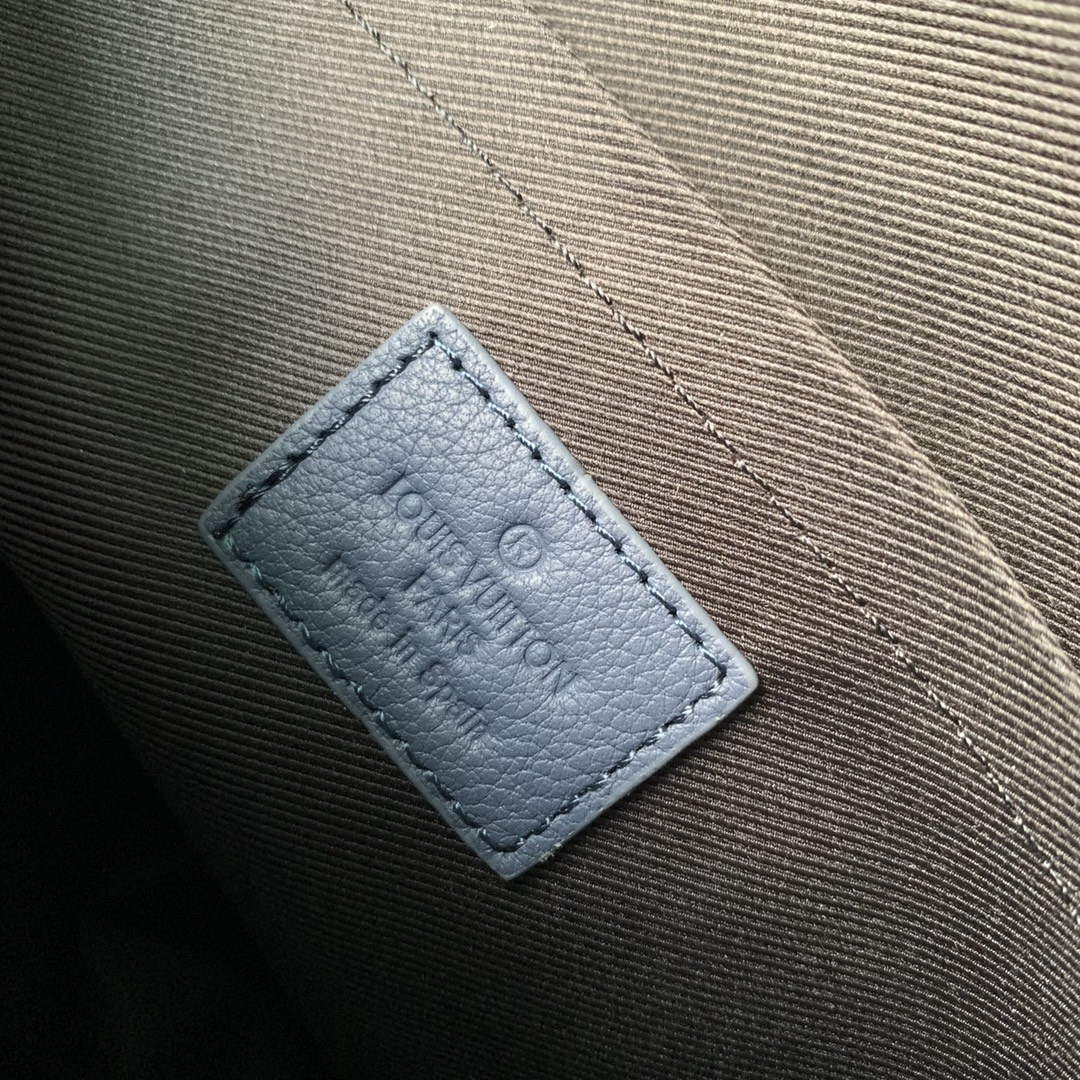 LV M82321 Louis Vuitton Pochette To-Go Bag Navy River Blue