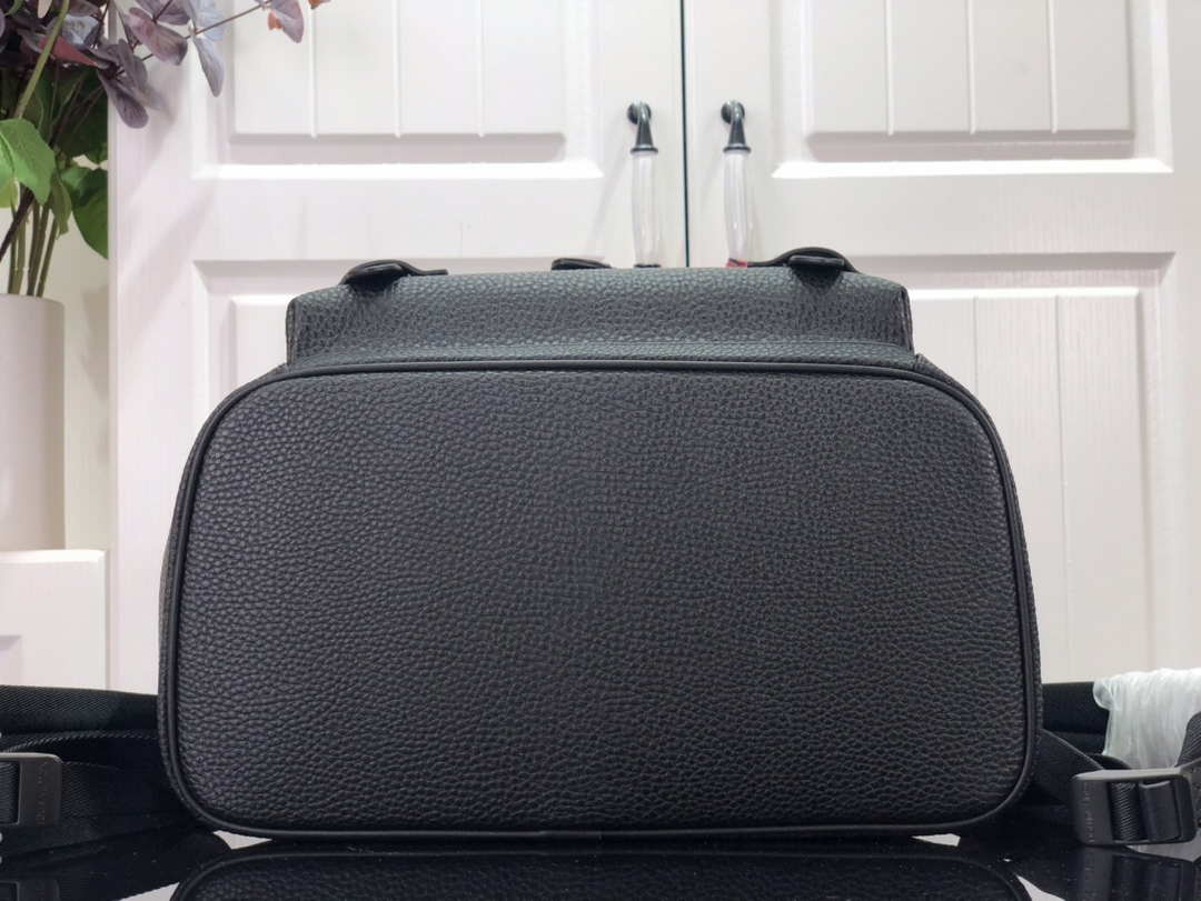 LV M58644 Louis Vuitton Christopher Slim Backpack Black