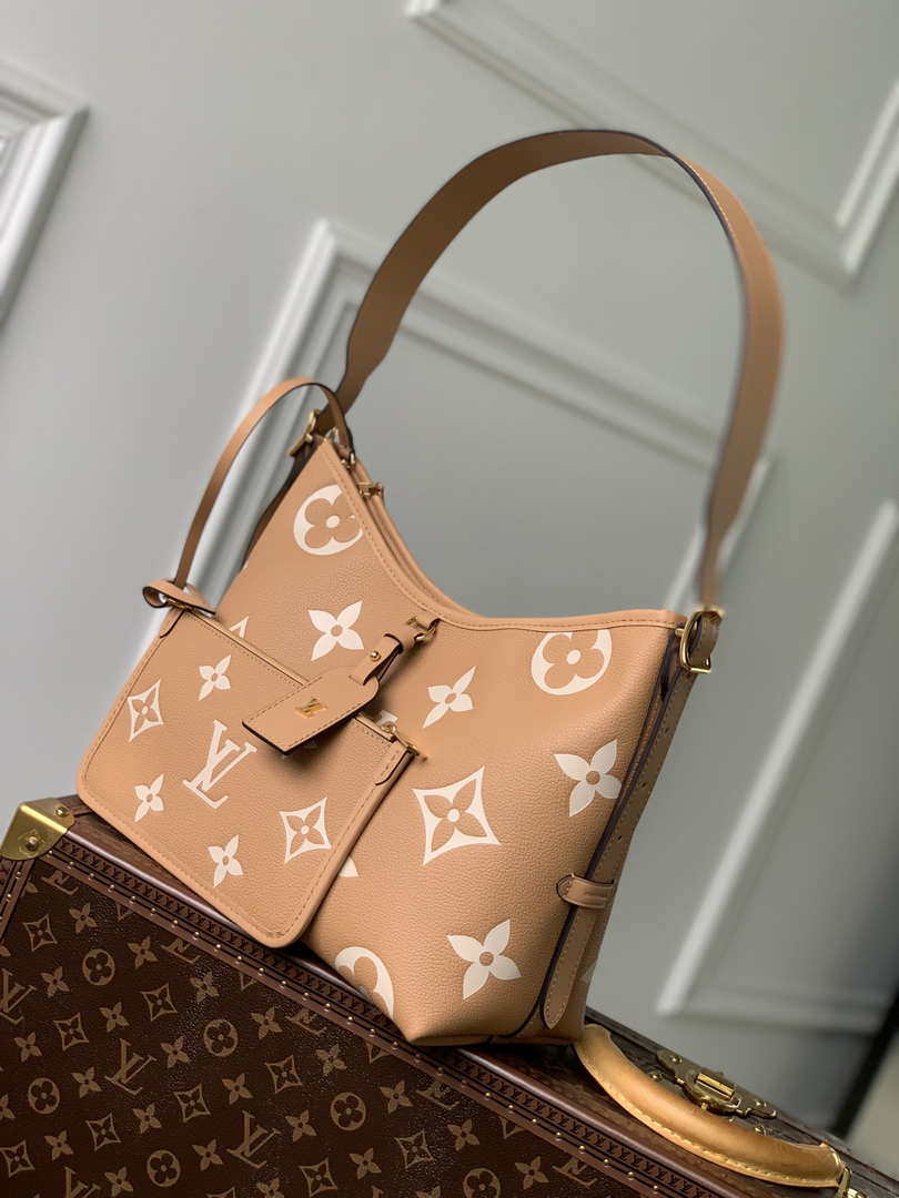 Louis Vuitton LV M46293 Carryall PM monogram M46293 Brown and Yellow