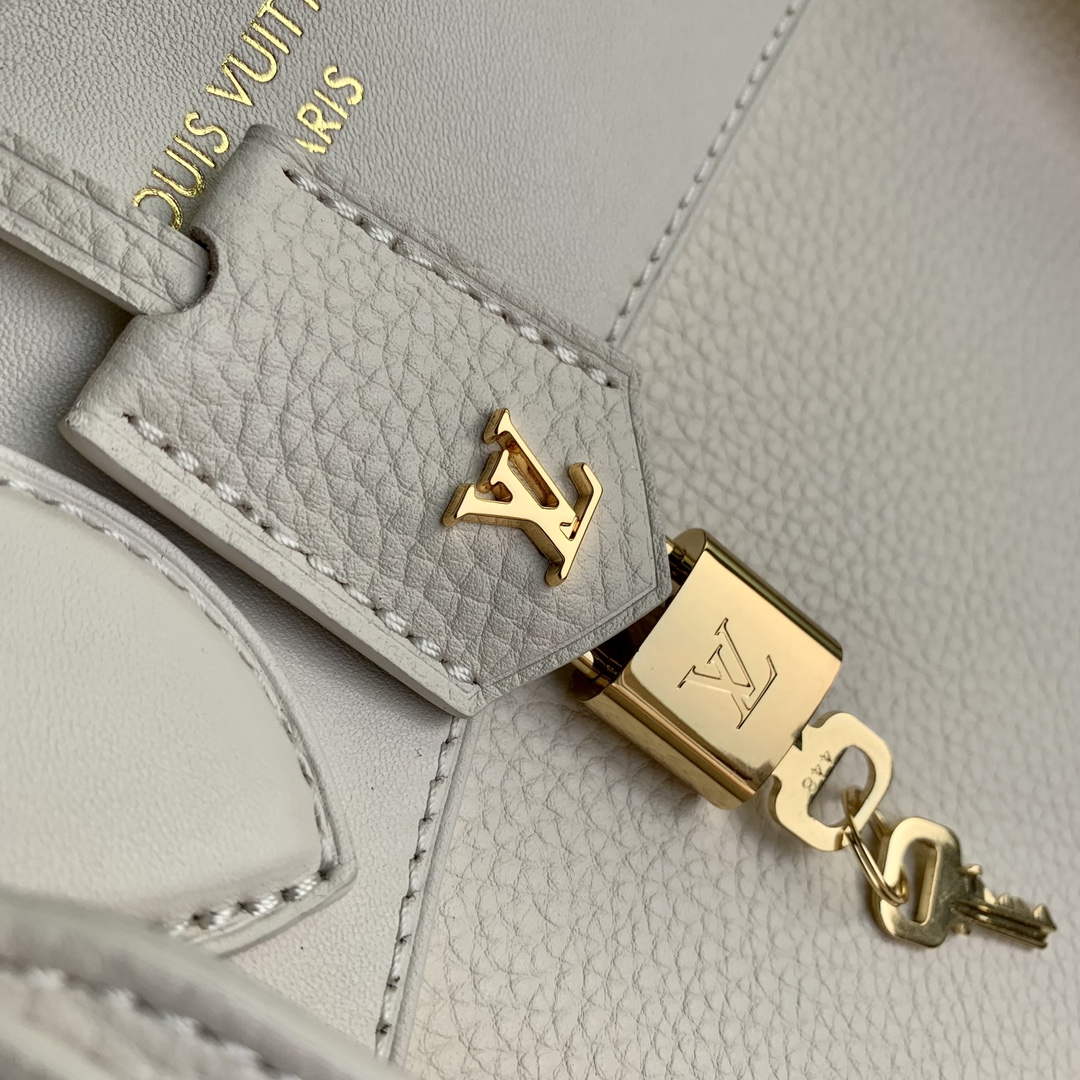 LV M23061 Louis Vuitton Lock It MM Bag Cr��me Beige