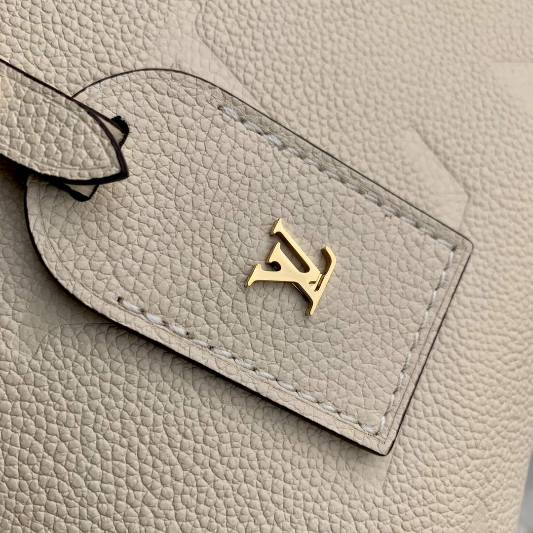 LV M46503 Louis Vuitton Trianon PM Bag Monogram Cr��me Beige