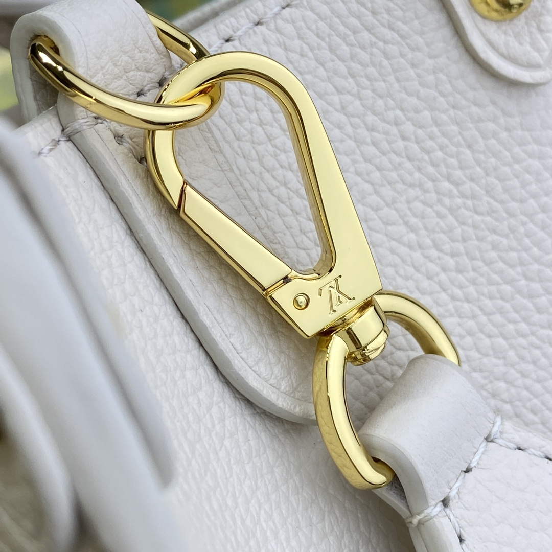 LV M23637 Louis Vuitton Lock   Go Handbag Quartz