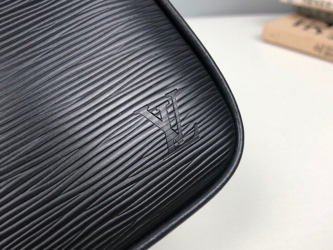 LV M80471 Louis Vuitton Easy Pouch On Strap M80480 M80483 Bag Black