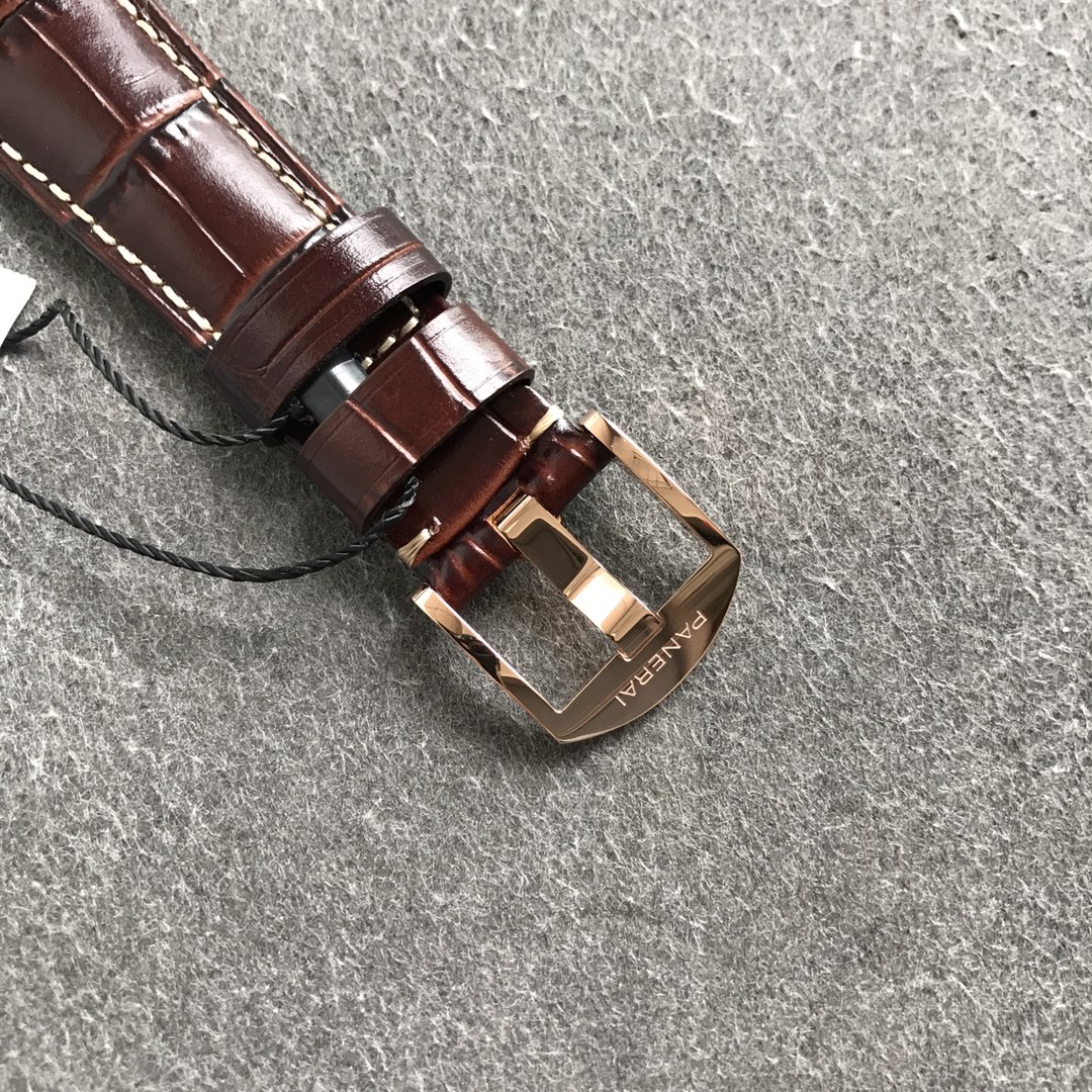 Panahai Luminor Due small red gold 42MM