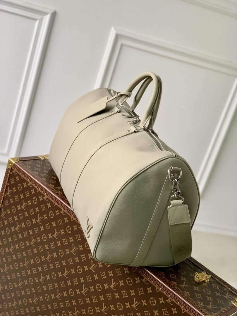 LV M22609 Louis Vuitton Keepall Bandouli��re 50 Bag Sage