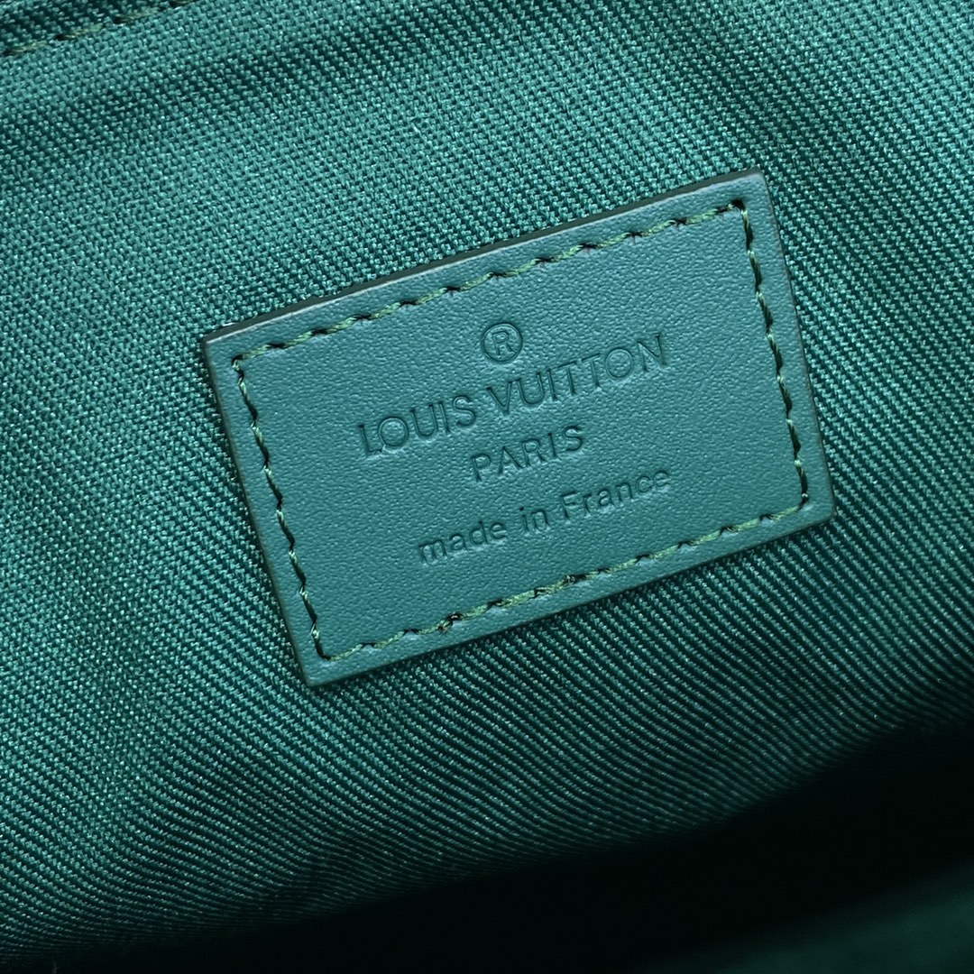 LV M69837 Louis Vuitton Takeoff Pouch Bag Jade green