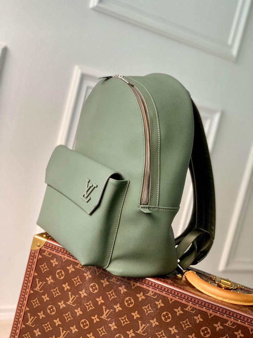 LV M57079 Louis Vuitton Backpack Lv Aerogram Green