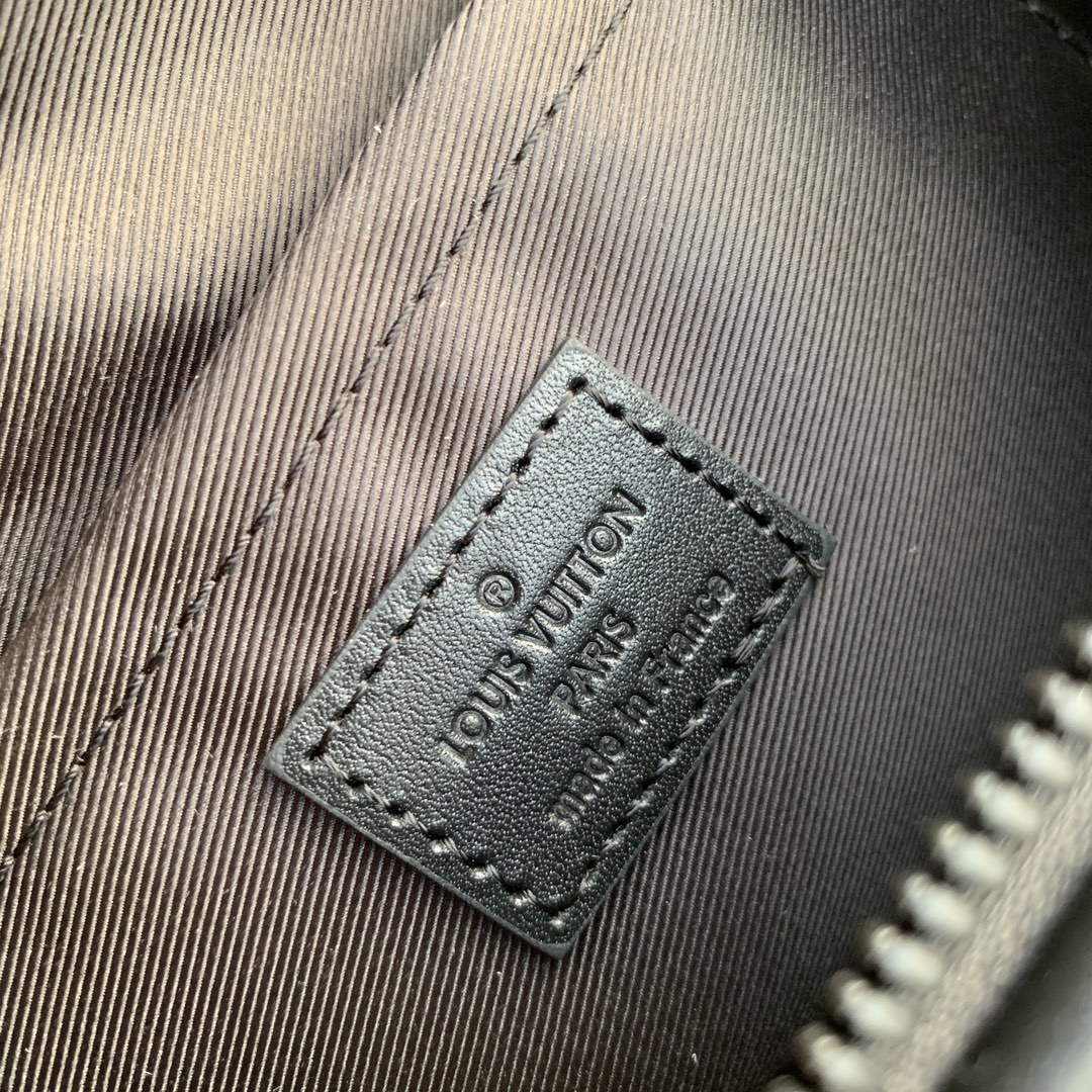 LV M23835 Louis Vuitton LV Moon Crossbody Black