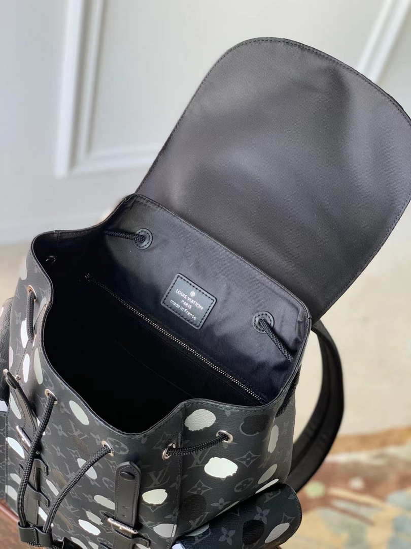 LV M46403 Louis Vuitton LV x YK Christopher MM Backpack Monogram eclipse Black and Silver