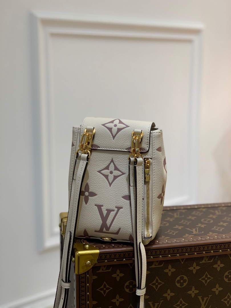LV M45764 Louis Vuitton Tiny Backpack M80738 White