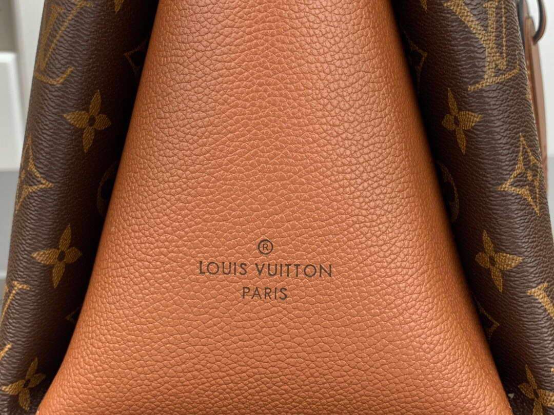 LV M44903 Louis Vuitton Soufflot MM Bag M44817 Monogram Canvas Brown