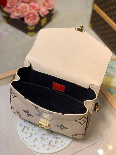 LV M45384 Louis vuitton M45385 Crafty Pochette Metis Monogram Beige