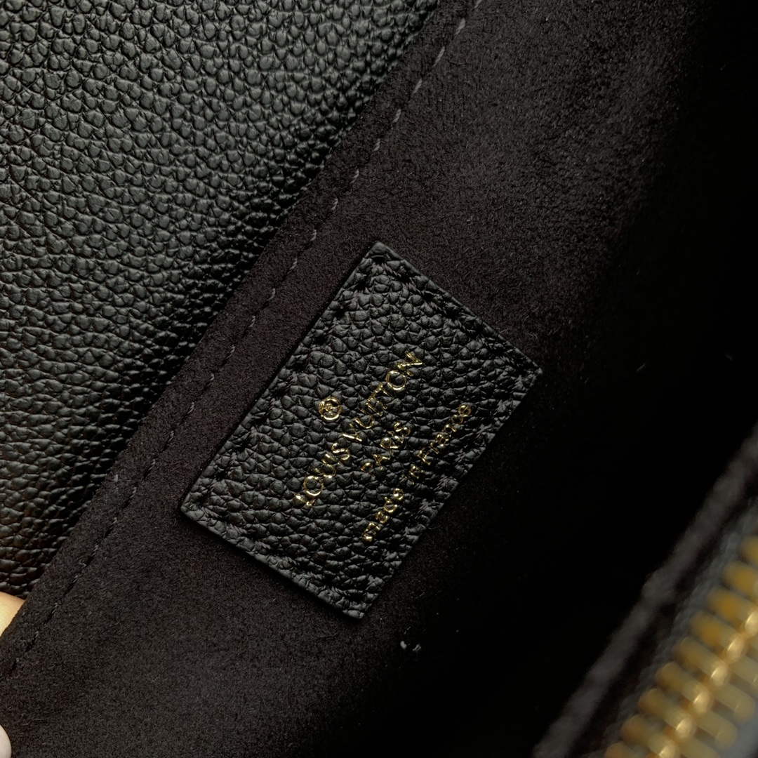 LV M46595 Louis Vuitton Pochette M��tis East West Handbag Black