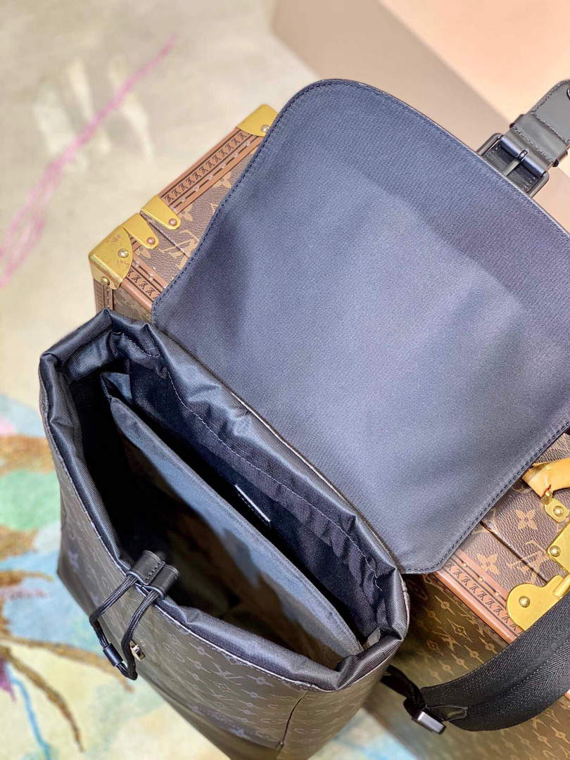 LV M45913 Louis Vuitton Saumur Backpack Black