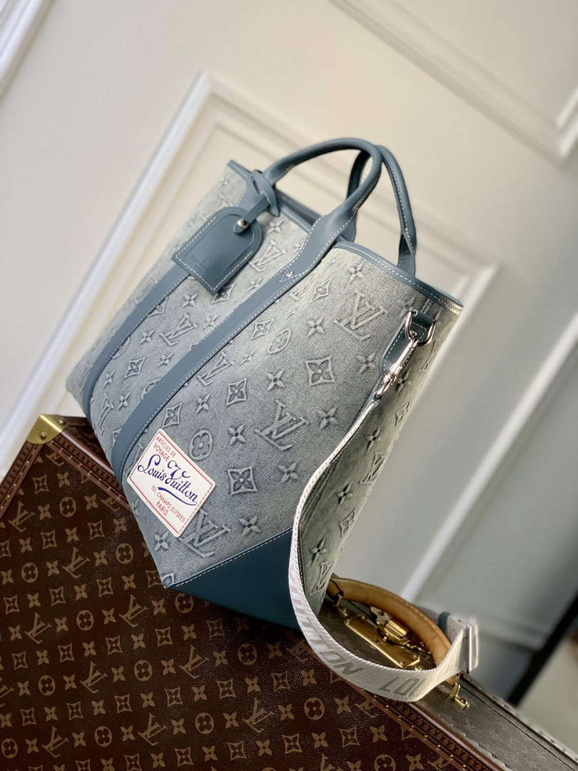 LV M22537 Louis Vuitton Weekend Tote NM Bag