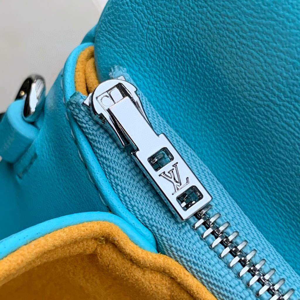 Louis Vuitton M80743 Pochette Coussin LV M80744 MINT and YELLOW