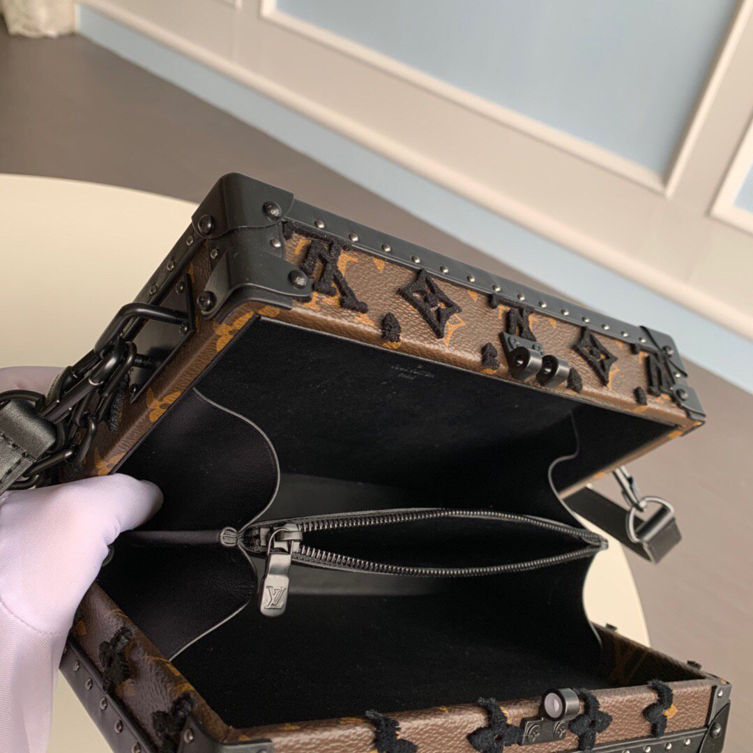 LV M20233 Louis Vuitton Clutch Box Bag M20230 Black