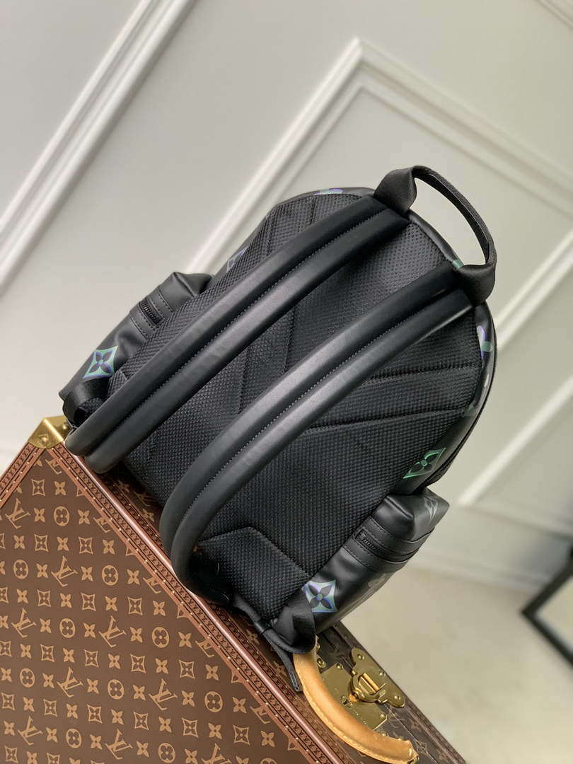 LV M22488 Louis Vuitton Comet Backpack Bag Black Borealis