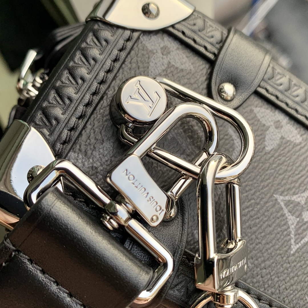 LV M46358 Louis Vuitton Side Trunk PM Handbag Black