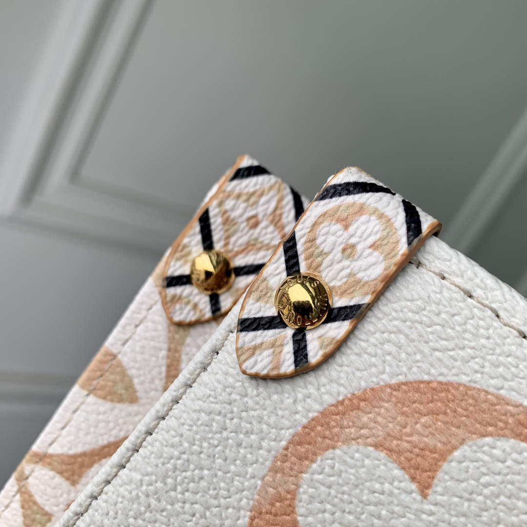 LV M22975 Louis Vuitton OnTheGo MM Tote Bag Beige