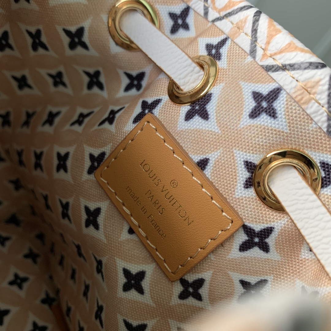 LV M82386 Louis Vuitton Nano No�� Bucket Bag Apricot